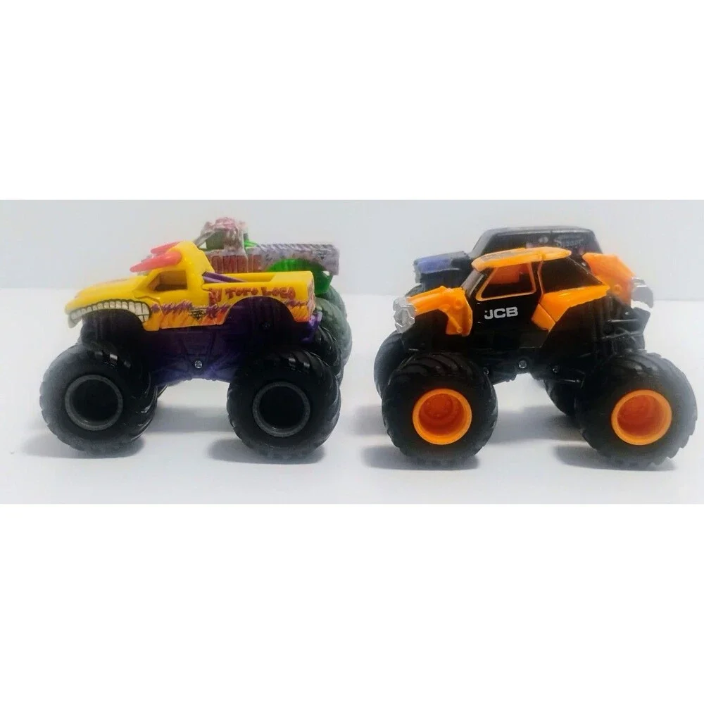 SPIN MASTER MONSTER JAM SMASH & BASH LOT SON-UVA-GRAVE DIGGER ZOMBIE ETC